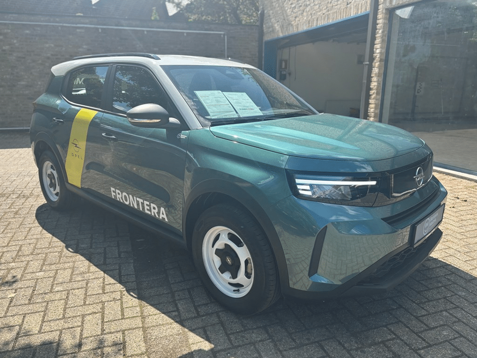 Opel Frontera EDITION 1.2T HYBRID eDCT 145pk AUTOMAAT * NAVIGATIE * DRAADLOOS OPLADEN * - Afbeelding 1