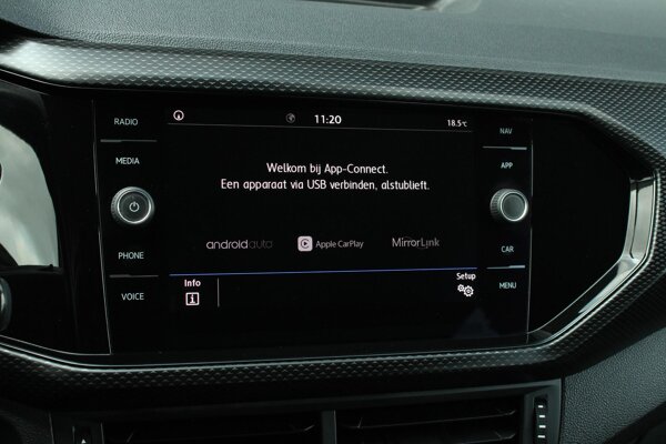Apple Carplay & Android Auto