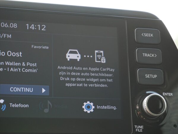 Apple Carplay/Android Auto