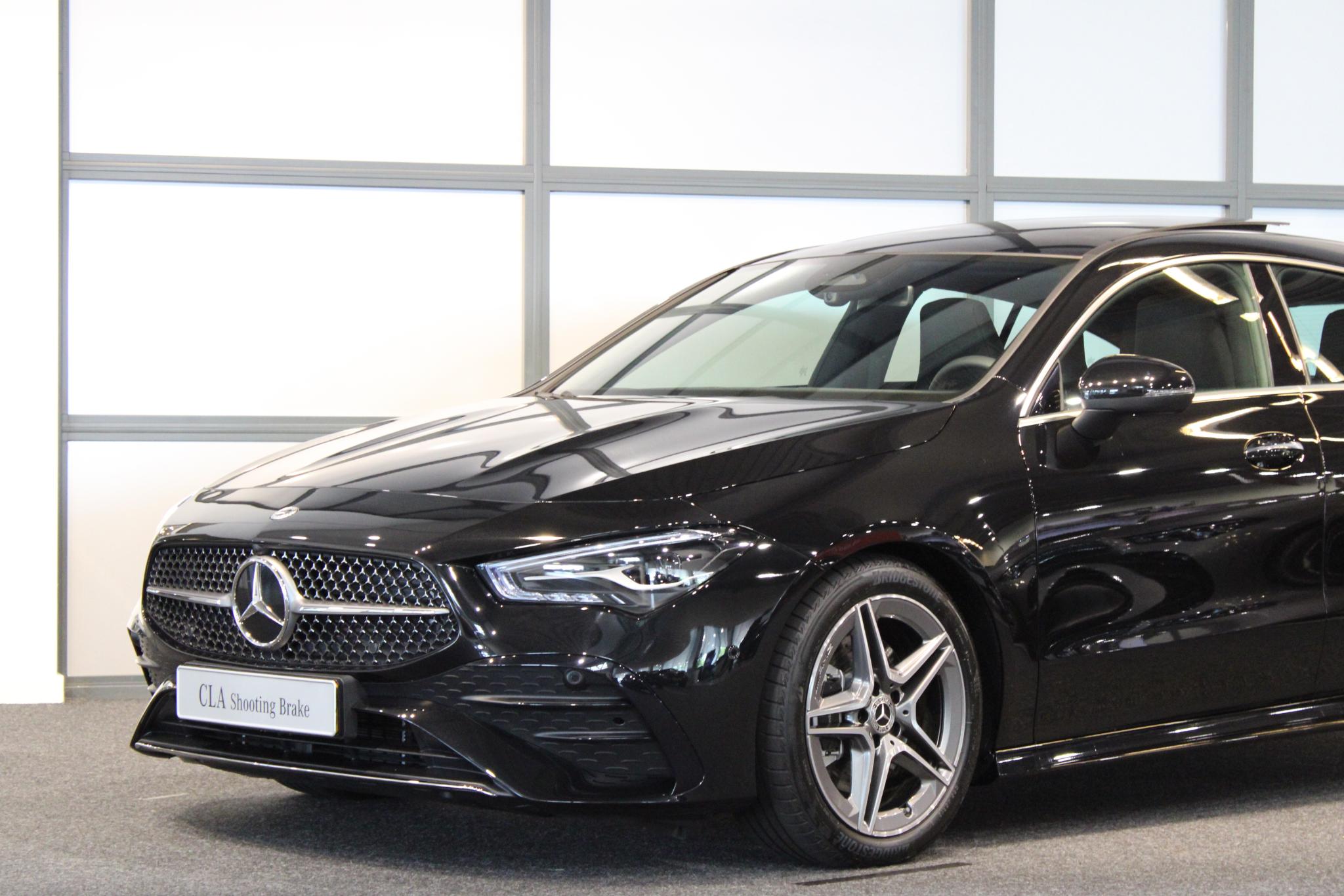 Mercedes-Benz CLA Shooting Brake 200 AMG Line - Afbeelding 4