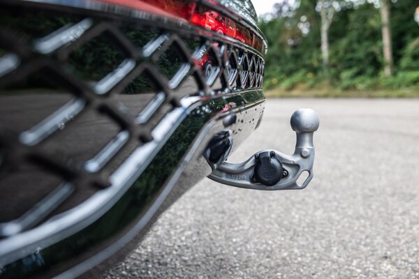 trekhaak elektrisch uitklapbaar