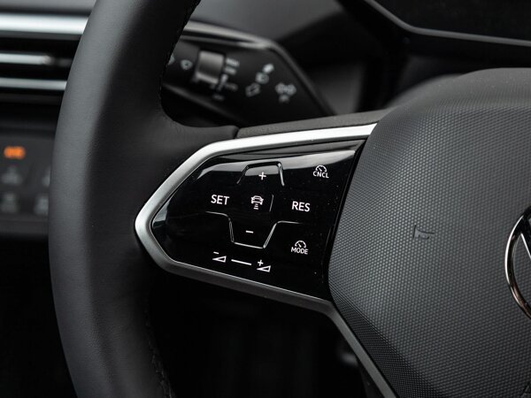 cruise control adaptief met Stop&Go en stuurhulp