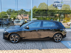 Opel Astra EDITION 5DR 1.2 TURBO 110PK MT6 * ALL SEASON BANDEN *TECH PACK * SENSOREN * - Afbeelding 2
