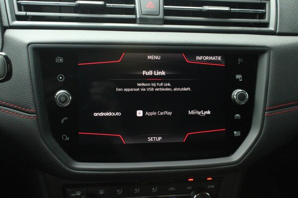 Apple Carplay/Android Auto