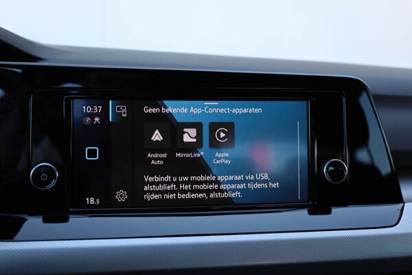 Apple Carplay/Android Auto