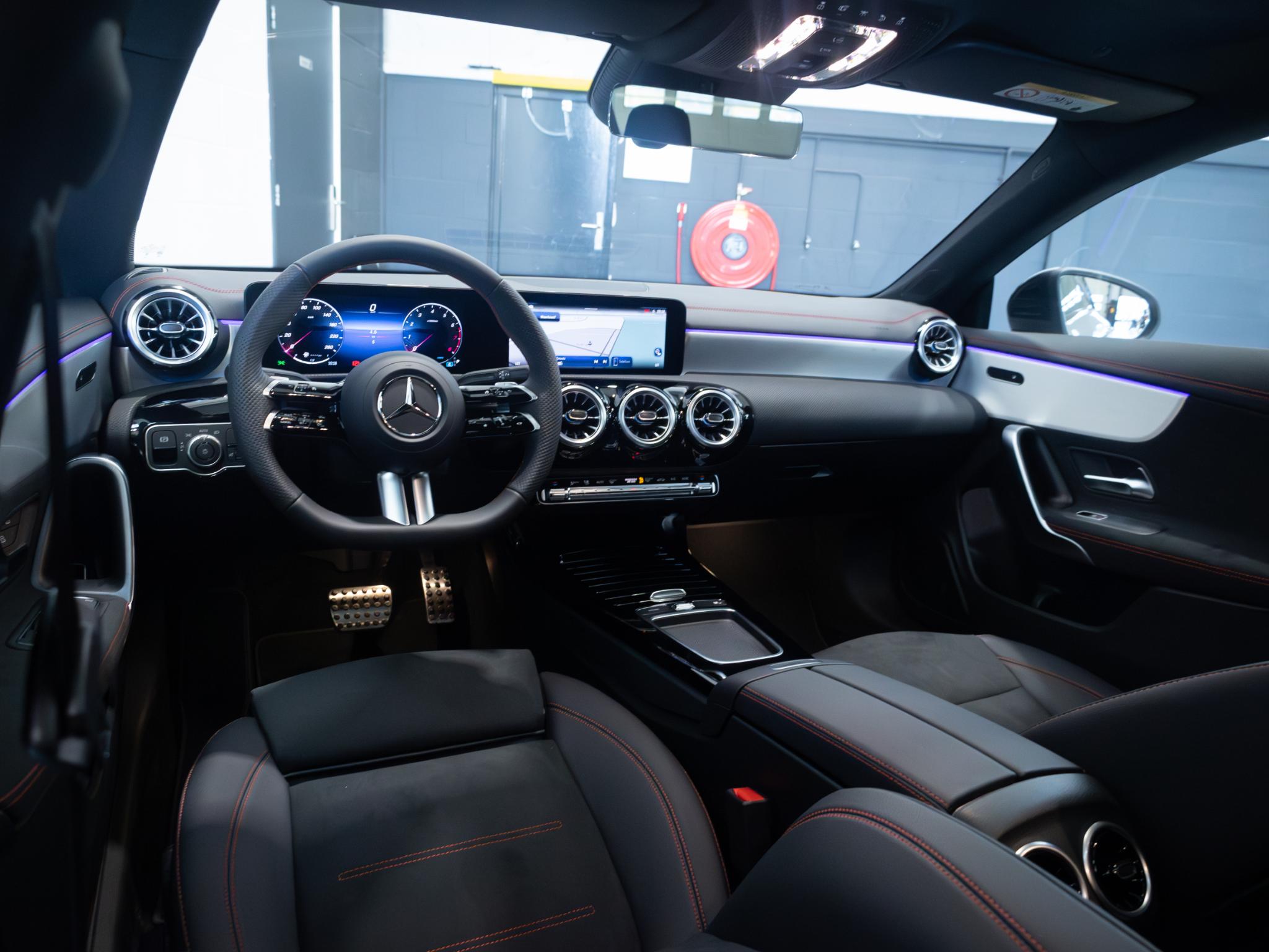 Mercedes-Benz CLA Coupé 180 Star Edition AMG Line - Afbeelding 3