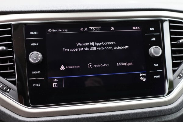 Apple Carplay/Android Auto