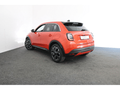 Fiat 600 LA PRIMA HYBRID 136PK *LEDER*DAB*GPS*CAMERA+SENSOREN*ZETELVERWARMING*BTW AFTREKBAAR* - Afbeelding 4