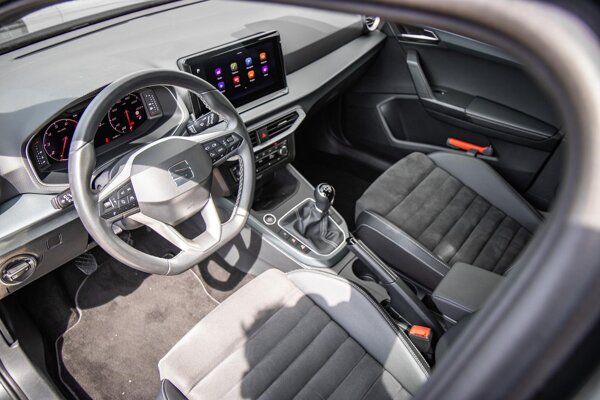 alcantara bekleding