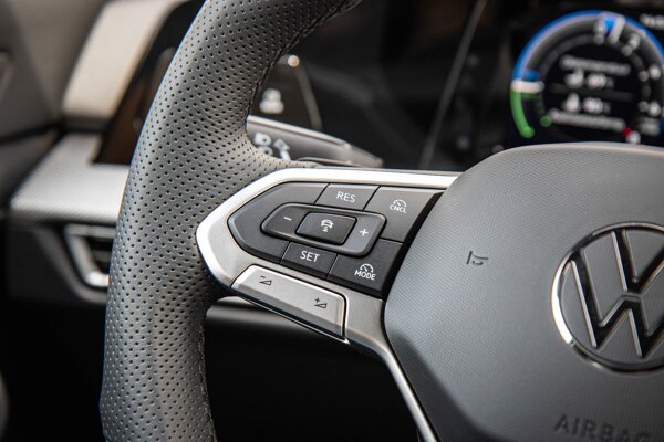 cruise control adaptief met Stop&Go en stuurhulp