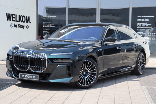 BMW 7 Serie M760e xDrive High Executive Automaat