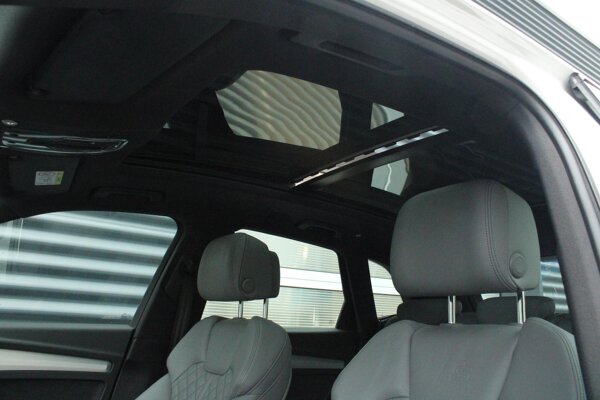 Panoramadak, glas, elektrisch bedienbaar Panoramadak, glas, elektrisch bedienbaar