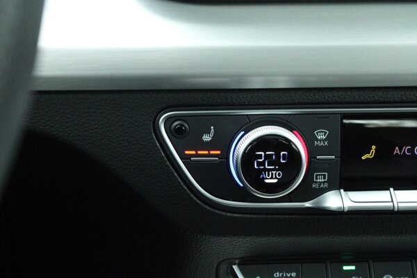 Stoelen, vóór verwarmbaar Stoelen, vóór verwarmbaar