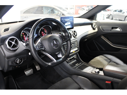Mercedes-Benz GLA 180 Business Solution AMG Upgrade Edition - Afbeelding 3