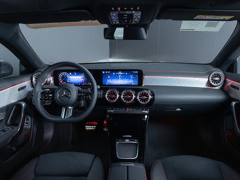 Mercedes-Benz CLA Coupé 180 Star Edition LIMITED - Afbeelding 3