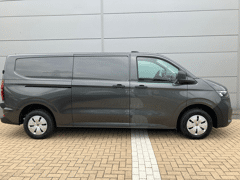 Volkswagen Bedrijfswagens e-Transporter Bestelwagen Life Intro L2 Elektromotor 160 kW (218 pk) 3500 mm - Afbeelding 3
