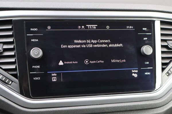 Apple Carplay/Android Auto