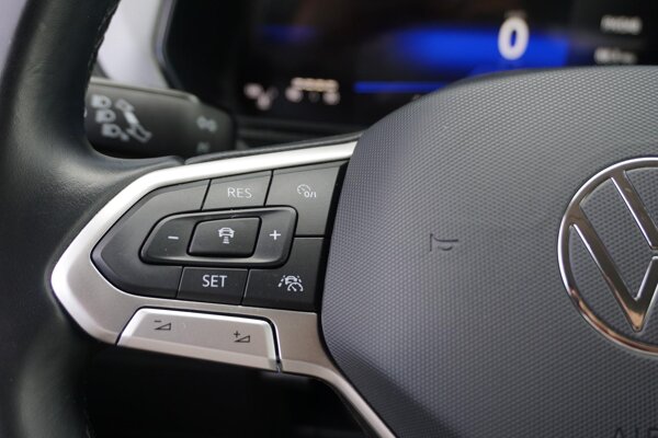 adaptive cruisecontrol
