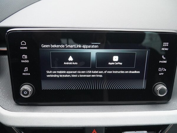 Apple Carplay/Android Auto