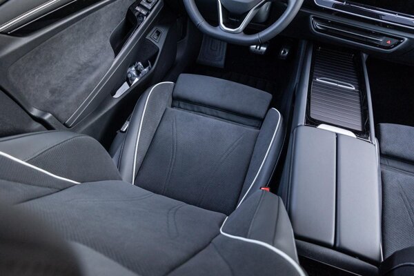 alcantara bekleding