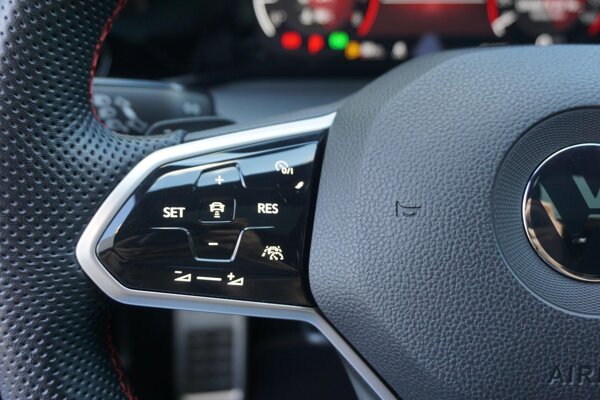 cruise control adaptief met Stop&Go en stuurhulp