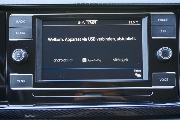 Apple Carplay/Android Auto