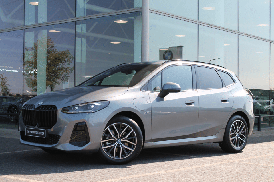 BMW 2 Serie Active Tourer 225e xDrive High Executive M Sport Automaat - Afbeelding 1