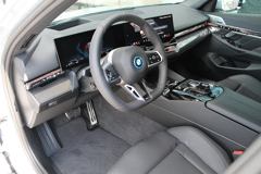 BMW 5 Serie Touring 530e M Sport Automaat - Afbeelding 2