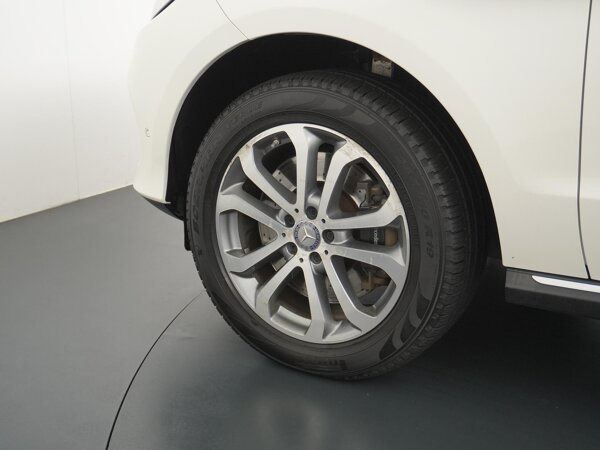 19" lichtmetalen velgen (5-spaaks), 255/50