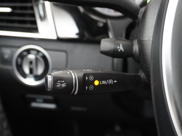 DISTRONIC met stuurassistent en Stop&amp;Go Pilot