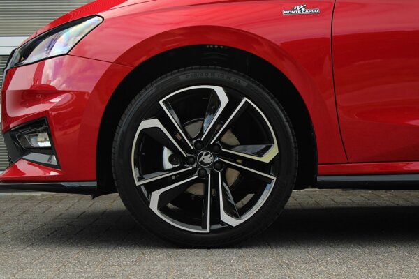 lichtmetalen velgen 18" lichtmetalen velgen 18"