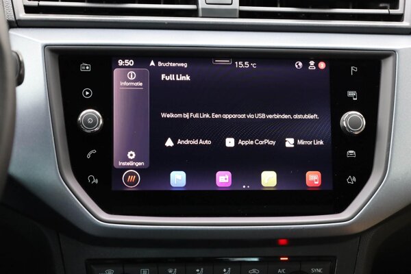 Apple Carplay/Android Auto
