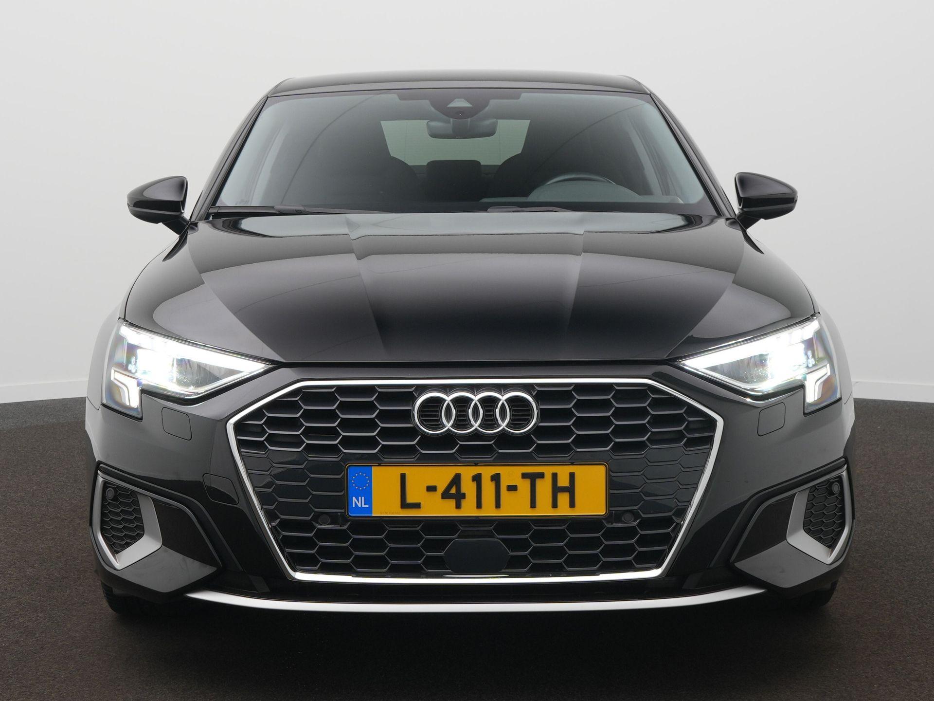 Audi A3 Limousine 30 TFSI Business edition - Afbeelding 2