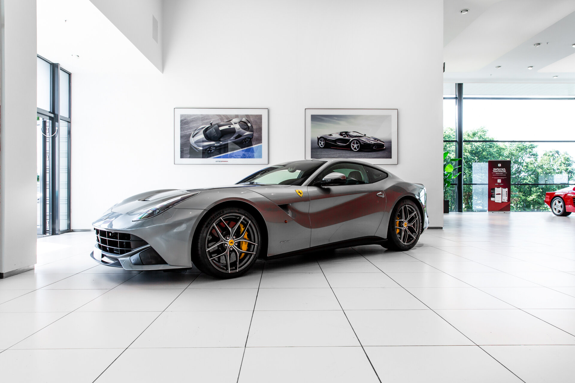 Ferrari F12 Berlinetta ~Ferrari Munsterhuis~ - Afbeelding 2