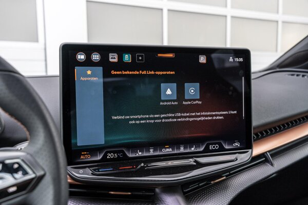 Apple Carplay/Android Auto