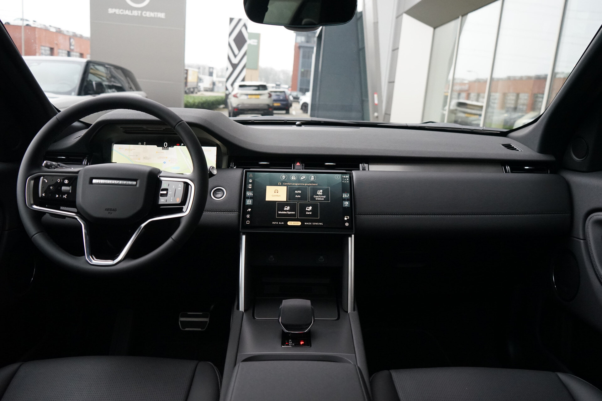 Land Rover Discovery Sport P270e PHEV Dynamic Edition | Occasion Lease vanaf € 1.004,00 p/m - Afbeelding 4