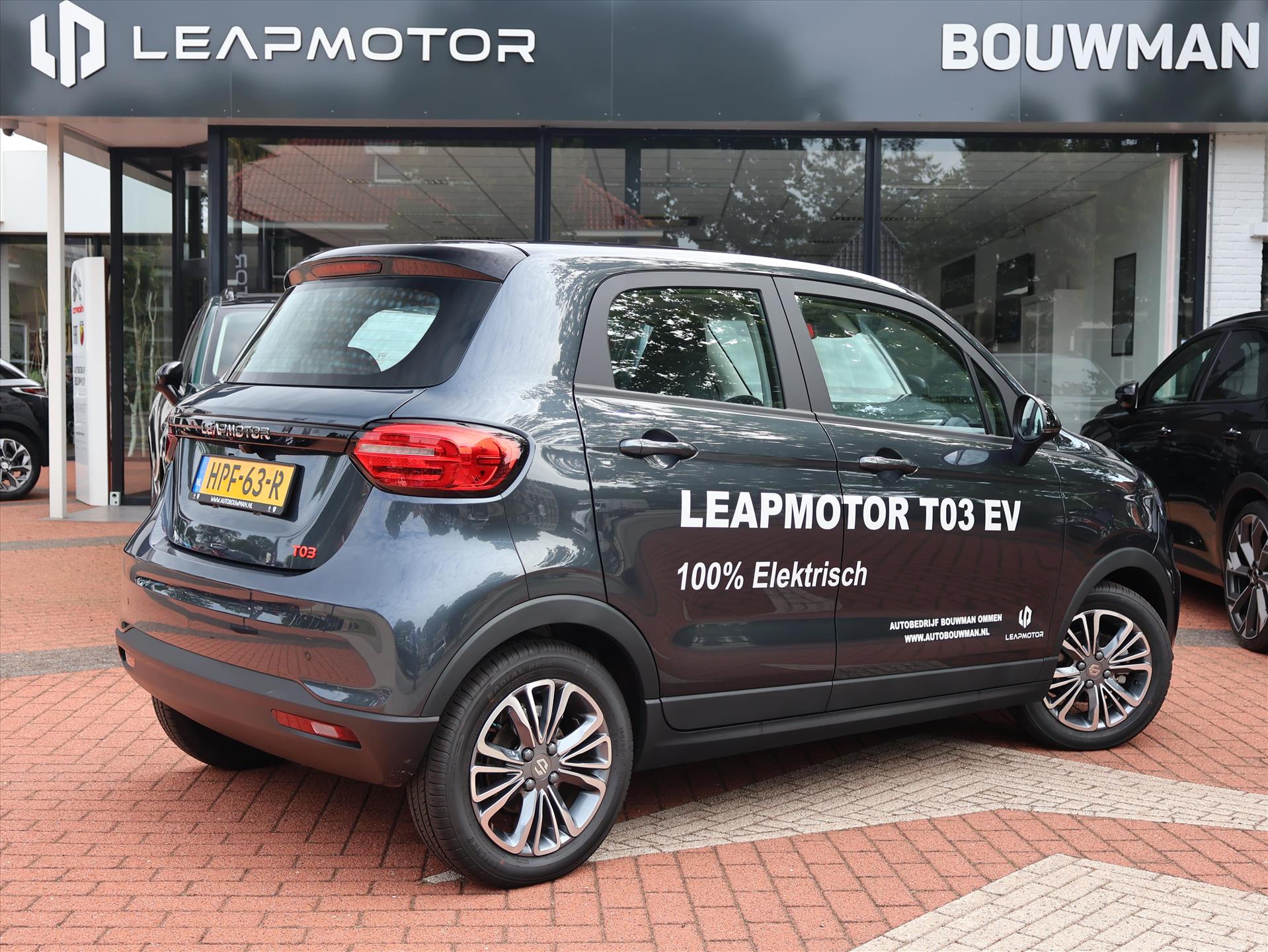 Leapmotor T03 EV 37,3 kWh 95PK Design, Rijklaarprijs | Camera | Navigatie | Panoramadak | Lichtmetalen wielen - Afbeelding 5