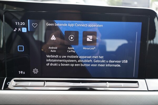Apple Carplay/Android Auto