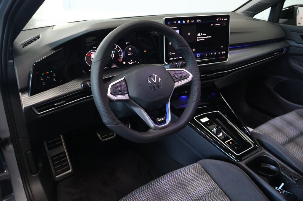 Volkswagen Golf 1.5 eHybrid GTE 272pk | Panoramadak | Matrix | Trekhaak elektr. - Afbeelding 3