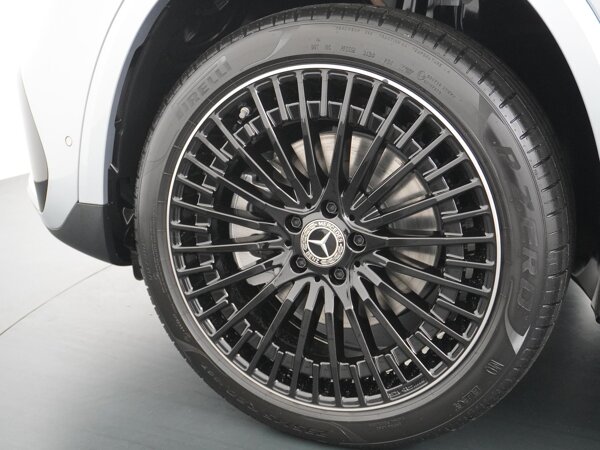 20" multispaaks lichtmetalen AMG-velgen