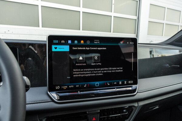 Apple Carplay/Android Auto