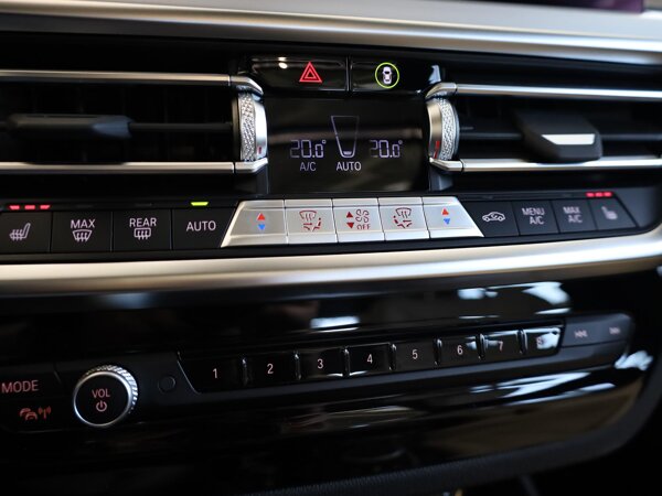 Elektrisch verwarmde voorstoelen Elektrisch verwarmde voorstoelen