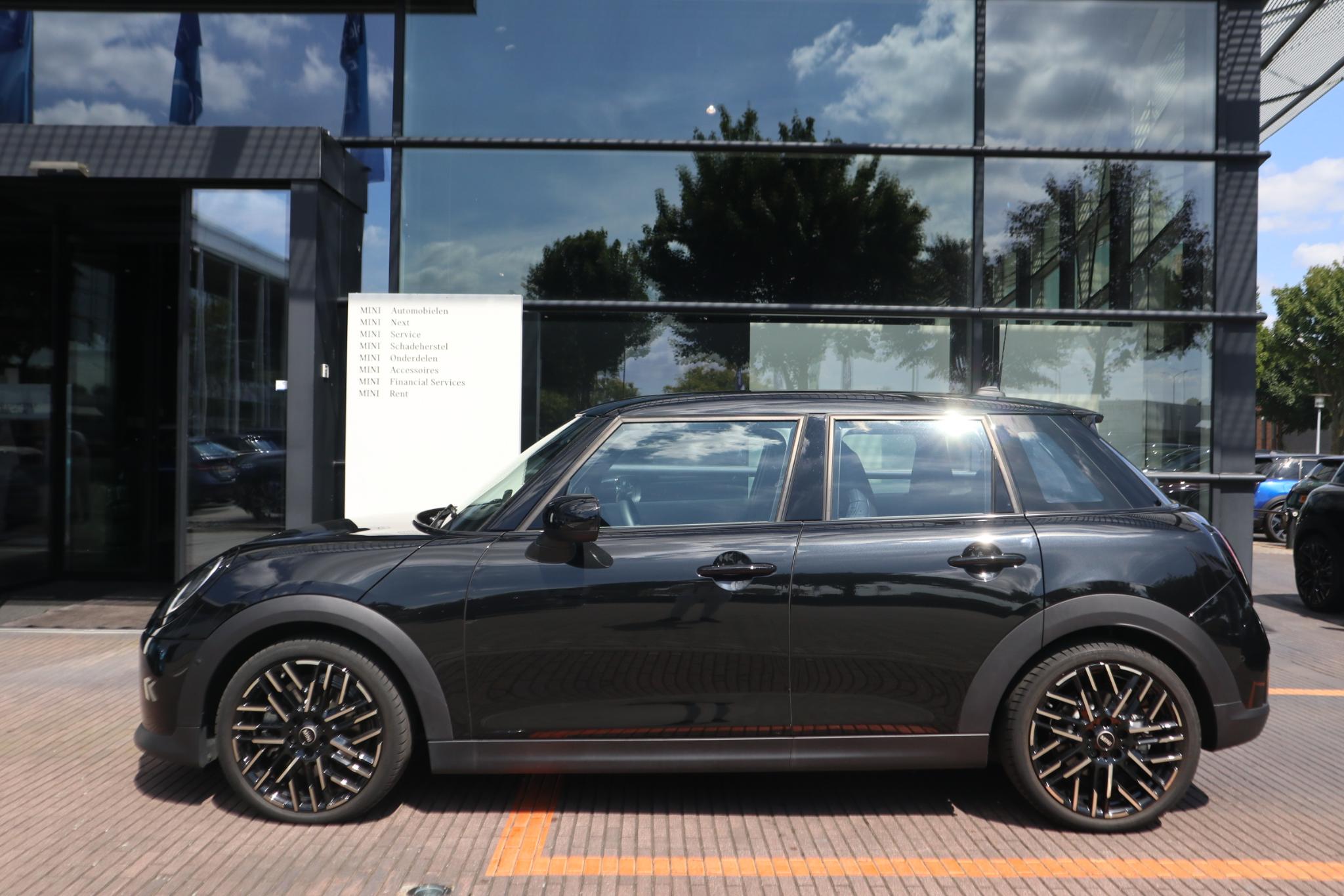 MINI 5-Deurs Cooper C - Afbeelding 3