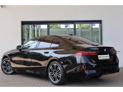BMW 5 Serie Sedan 520i - Afbeelding 2