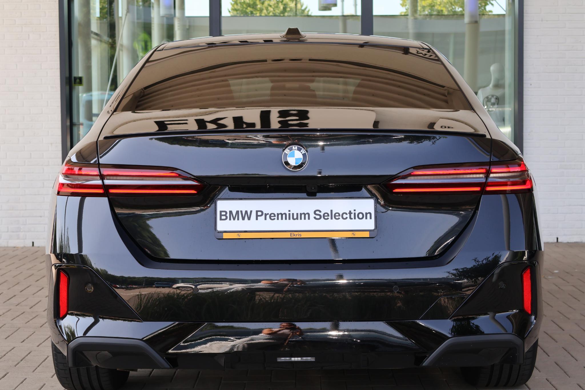 BMW 5 Serie Sedan 520i - Afbeelding 4