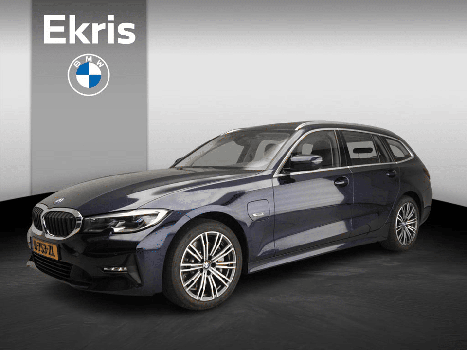 BMW 3 Serie Touring 330e - Afbeelding 1