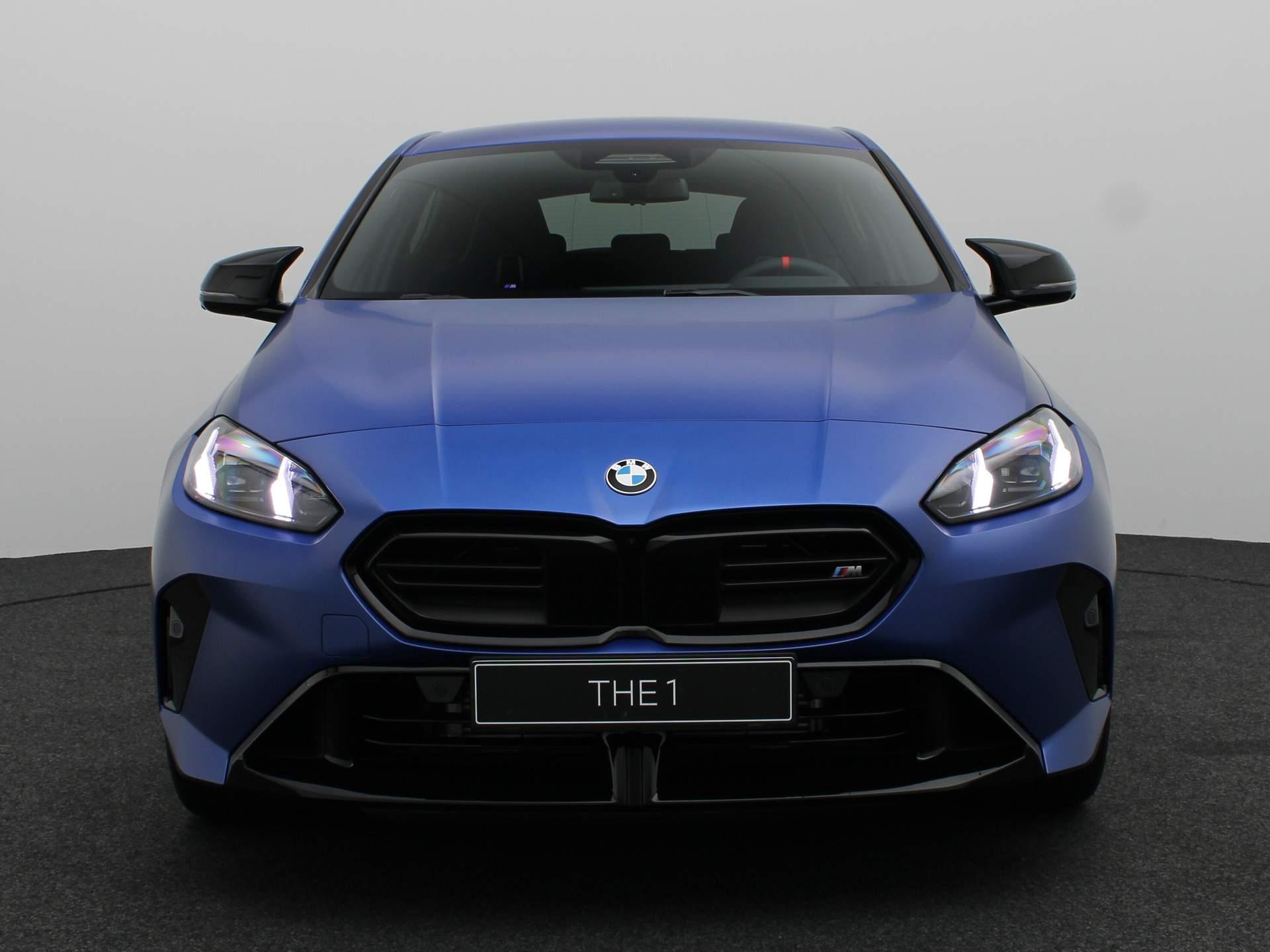 BMW 1 Serie 5-deurs M135i xDrive - Afbeelding 3