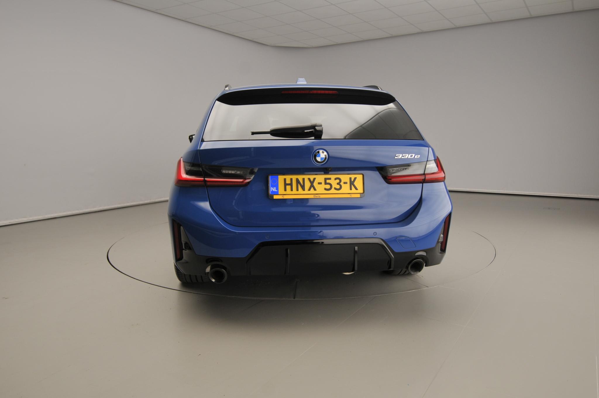 BMW 3 Serie Touring 330e - Afbeelding 3