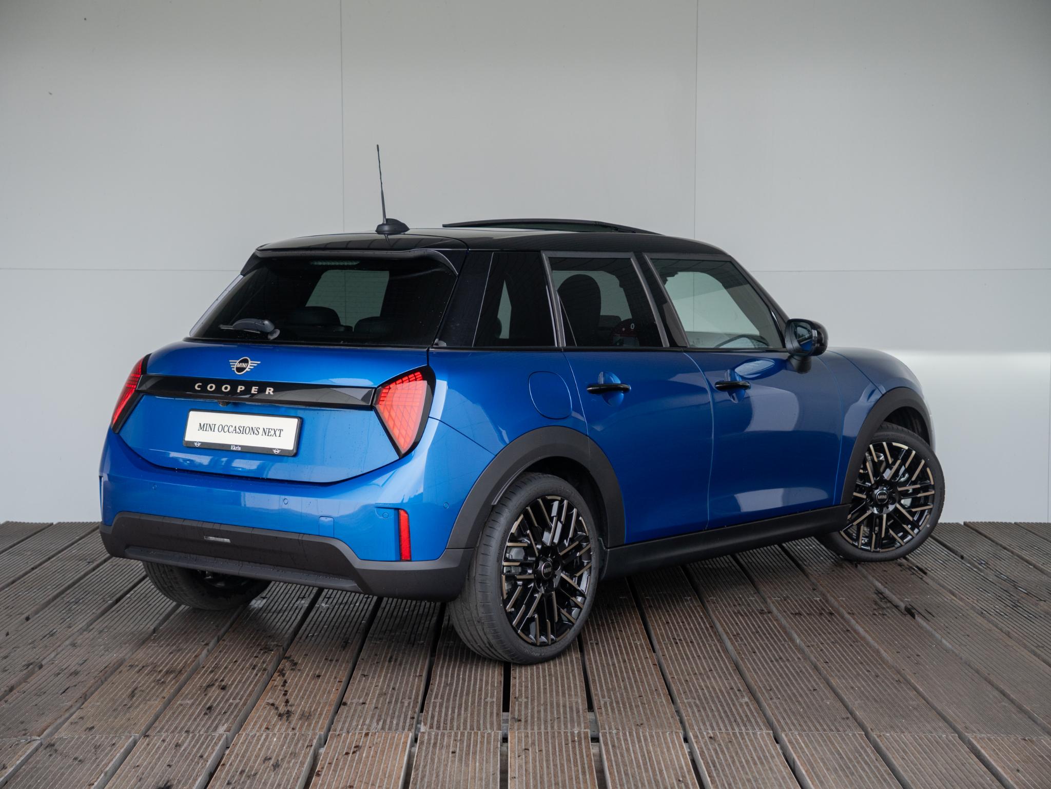 MINI 5-Deurs Cooper C - Afbeelding 2