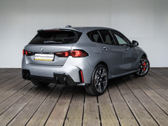 BMW 1 Serie 120 5-deurs - Afbeelding 2
